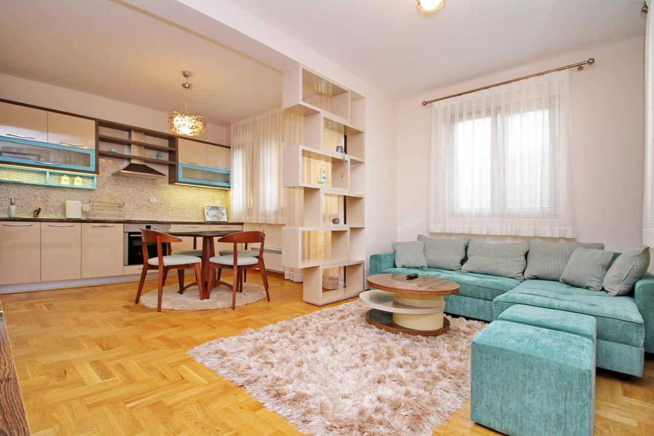 Apartments Radosti 즐라티보 외부 사진